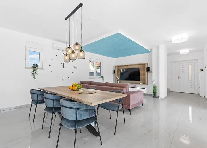 Franco Villa Svetvinčenat